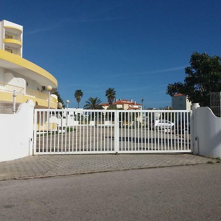 Beach View Apartment Portimão Dış mekan fotoğraf
