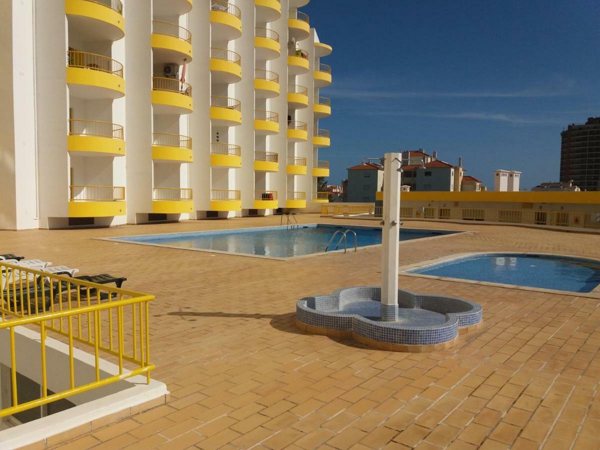 Beach View Apartment Portimão Dış mekan fotoğraf